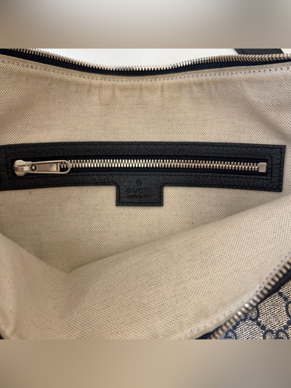 Gucci GG Supreme Canvas Shoulder Bag — Beige/Blue/Red, Silver Hardware Authentic - Picture 9 of 16
